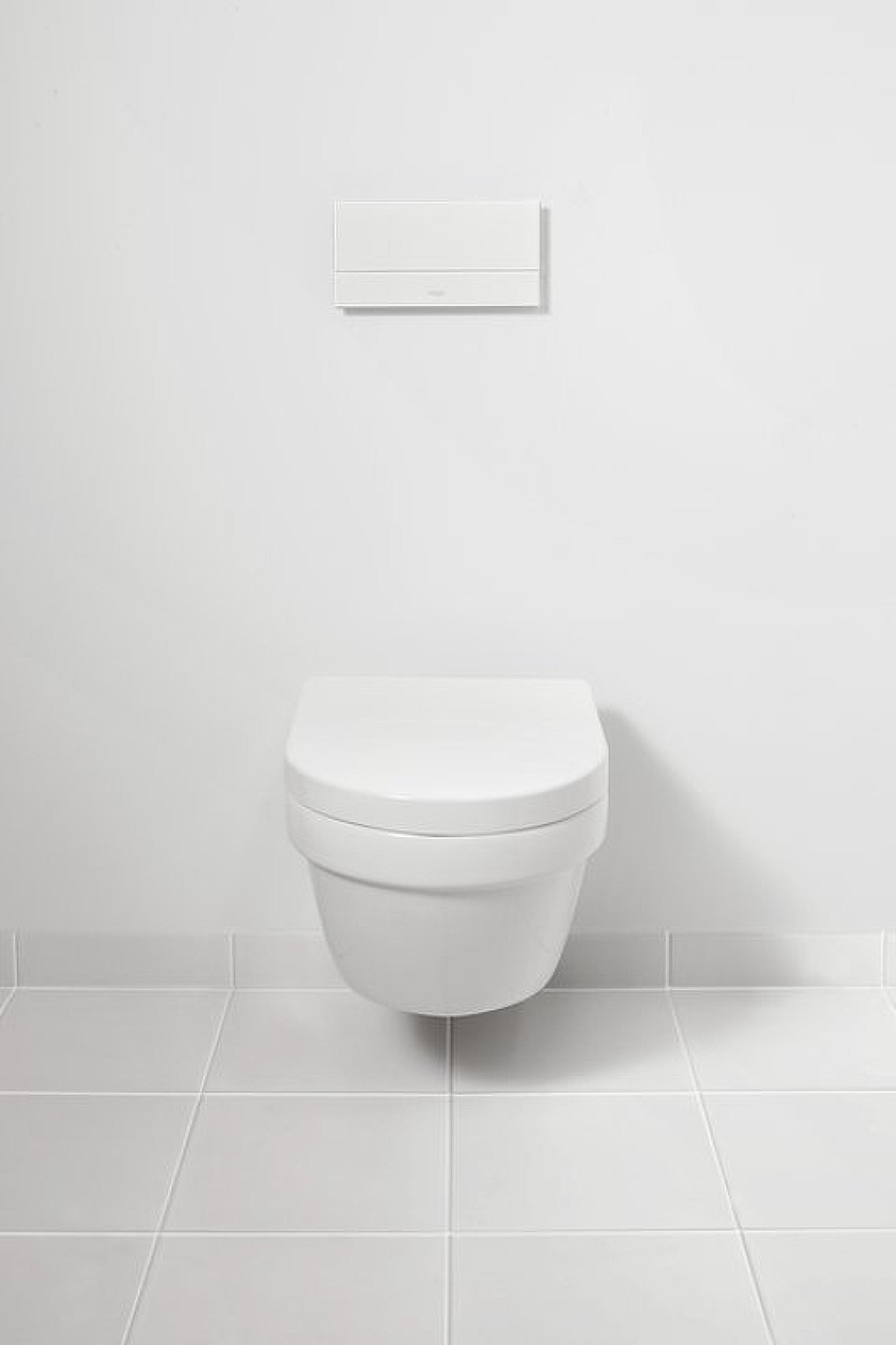 Унитаз Villeroy&Boch Omnia Architectura 5684HRR1 подвесной с сиденьем микролифт